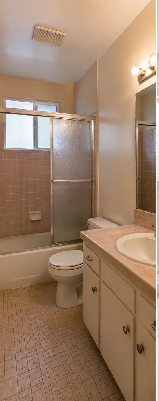 Salle de bain avant intervention (illustration)